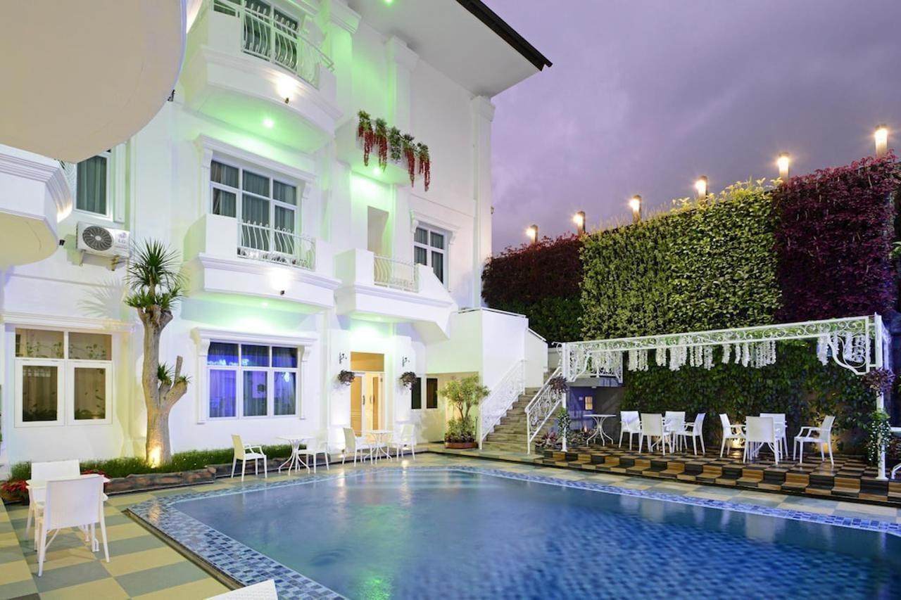 Sahira Butik Pakuan Syariah Hotel Bogor Exterior foto